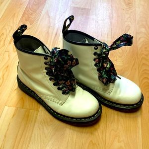 DR MARTENS 1460 boot women’s 8